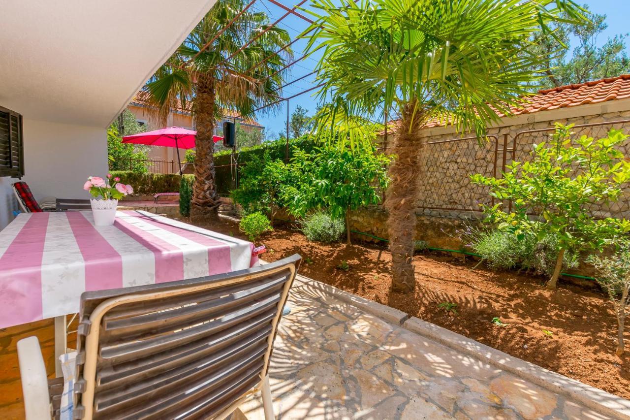 Apartments Ivat روغوزنيكا المظهر الخارجي الصورة